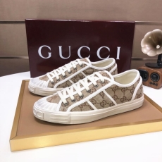 Gucci Low Shoes